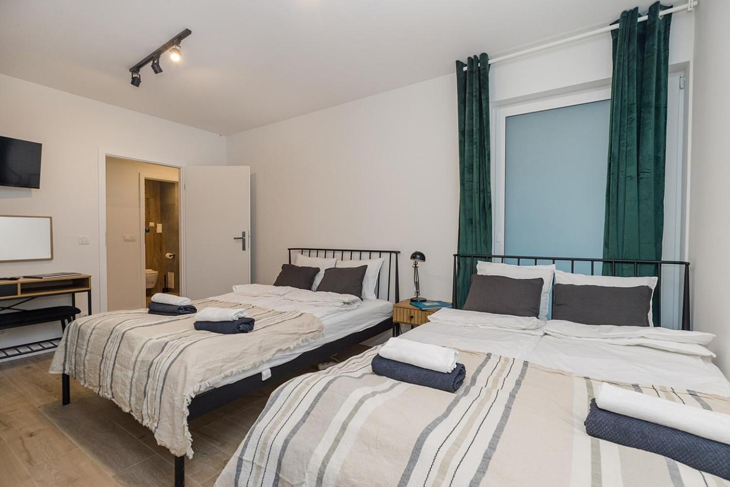 Lineburg Villa Apartments Varsó Kültér fotó